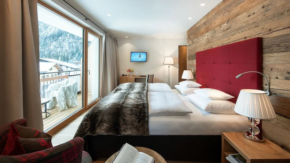 Lechquell Hotel Post - Chambres