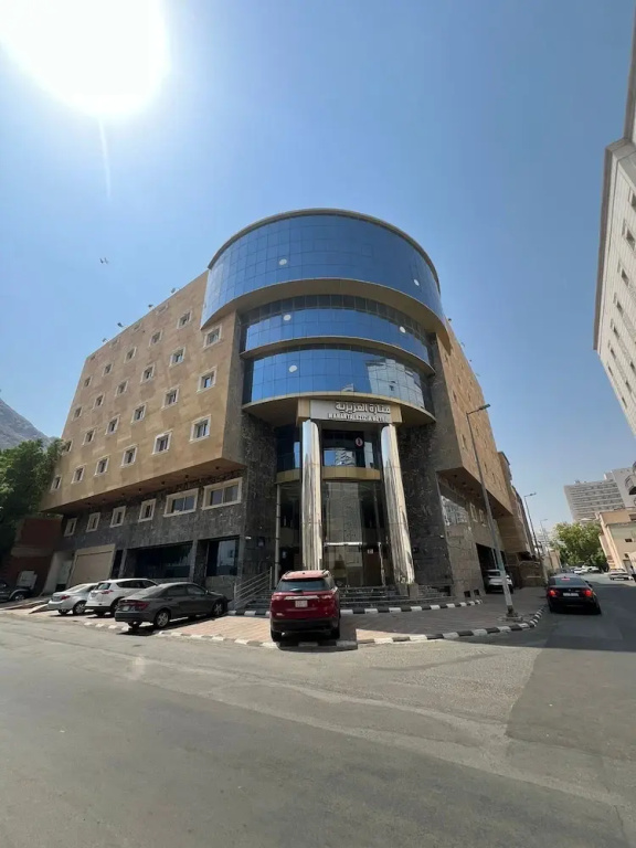 Manarat Al Aziza-3