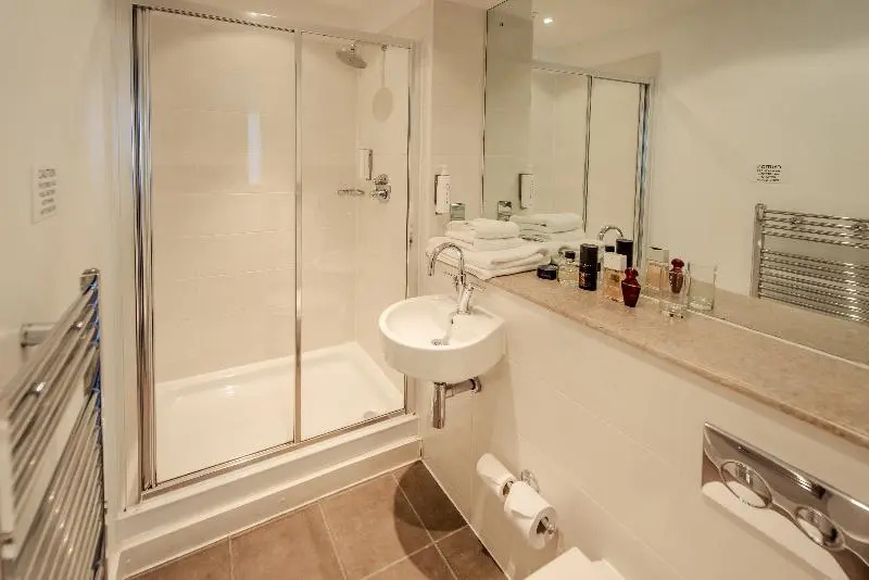 PREMIER SUITES Manchester - Chambres