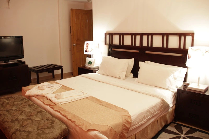 Hotel Ritz Sumbe - Chambres