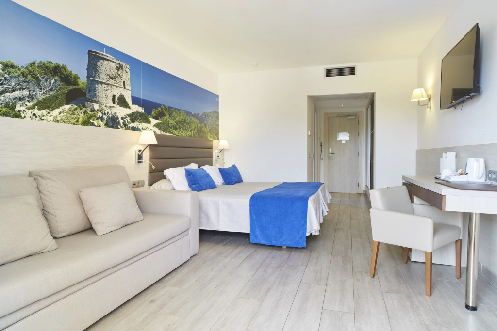 Invisa Hotel Club Cala Blanca - Général