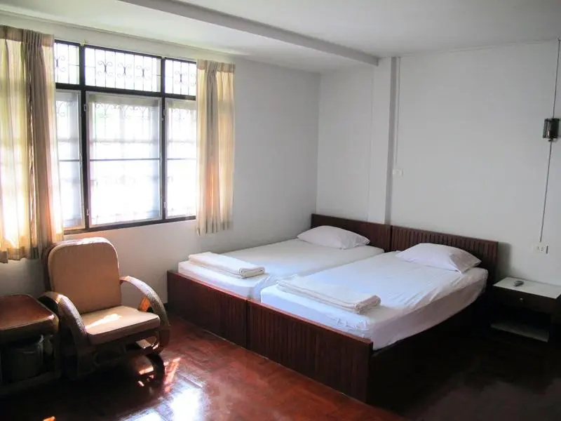 4 Bedrooms Standard room