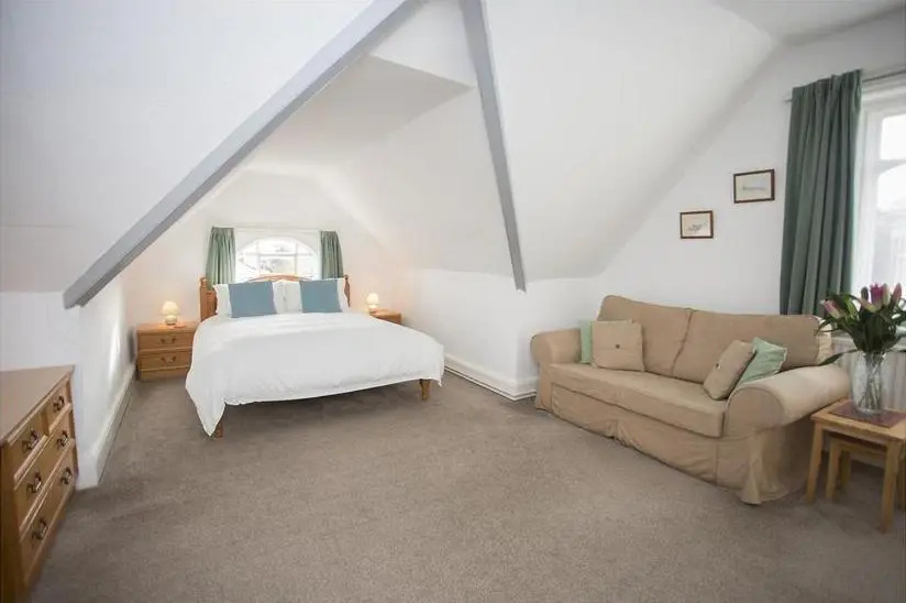 Sunnycroft Bed Breakfast