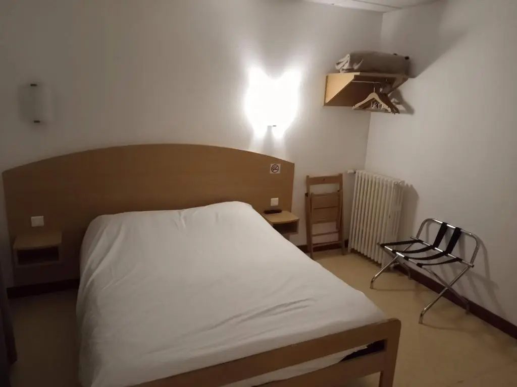 Standard Double room (full double bed)