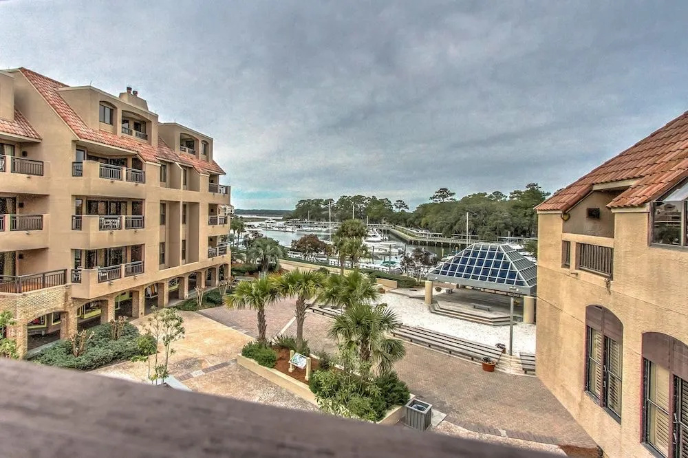 7148 Harbourside II 2 Bedrooms 2 Bathrooms Villa
