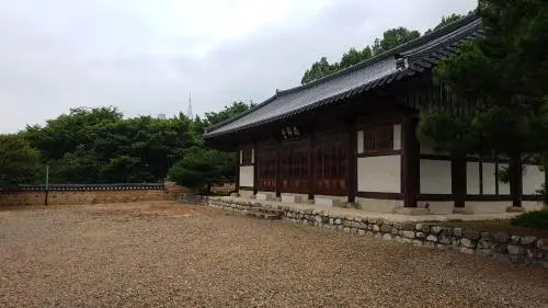 YE Hanok Guesthouse