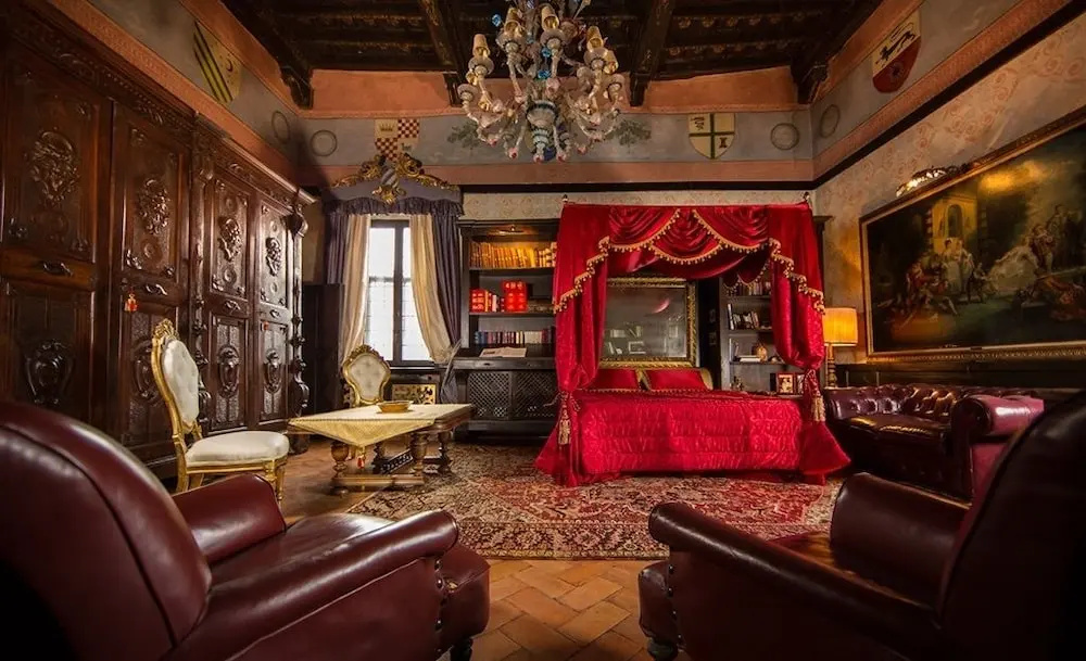 1 Bedroom Luxury Suite with park view