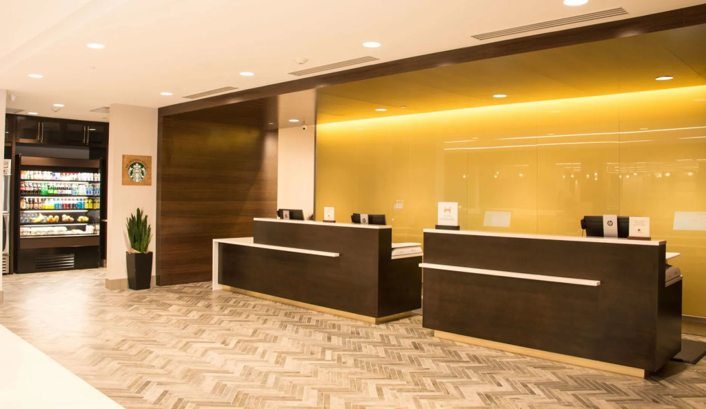Lobby & Reception