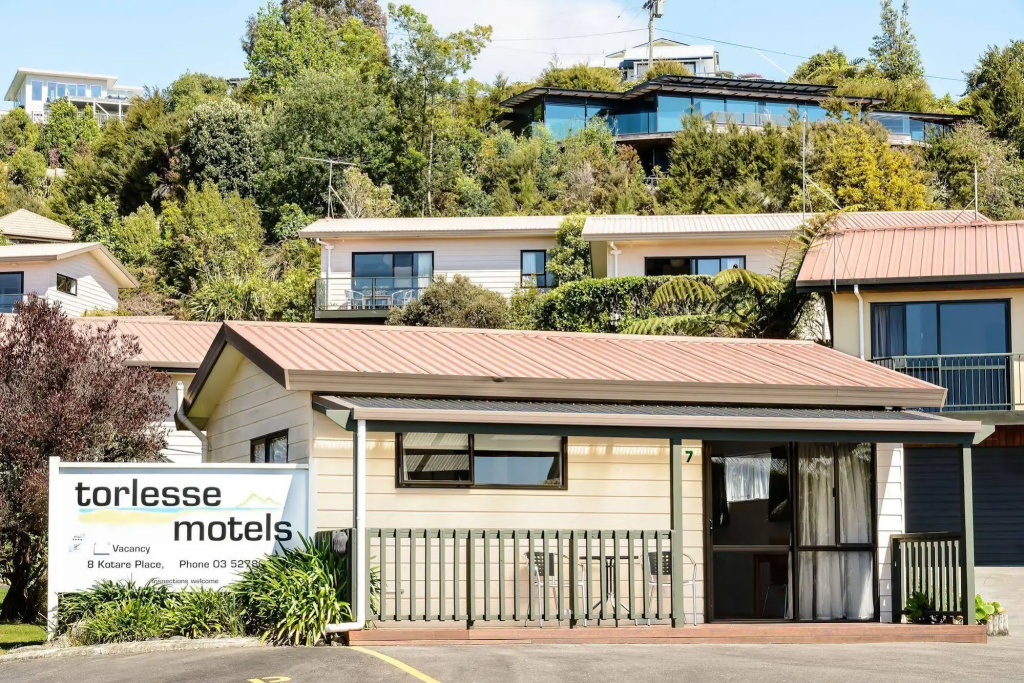 Kaiteri Motels and Apartments