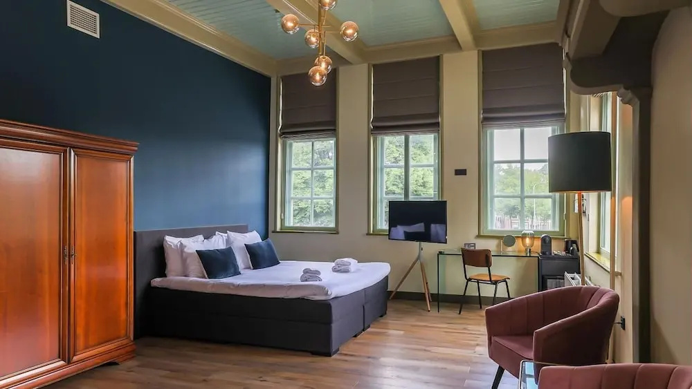 Luxury room