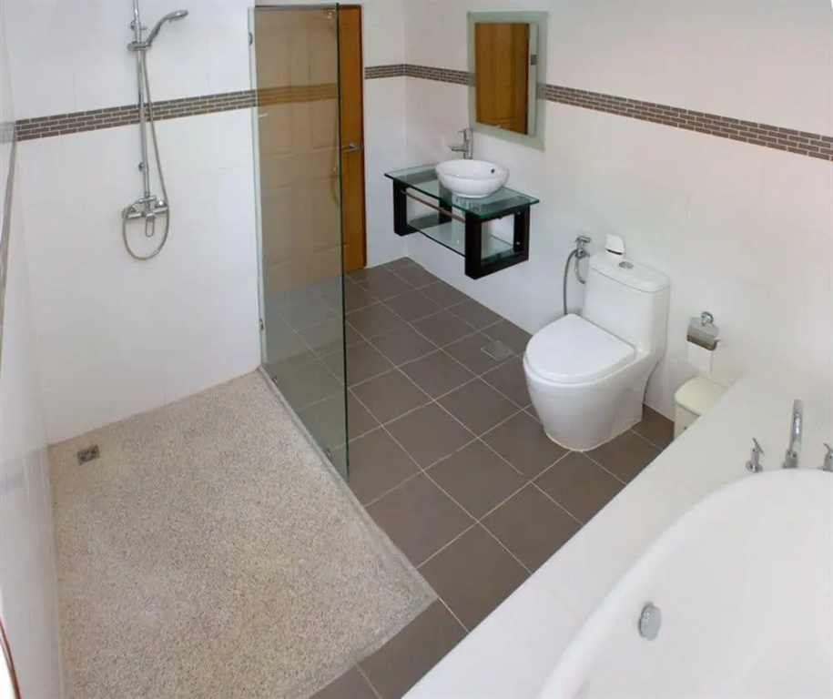 3 Bedrooms Standard room