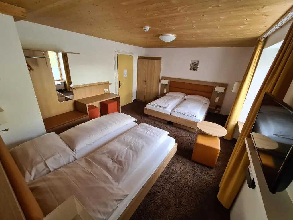 Standard Quadruple room