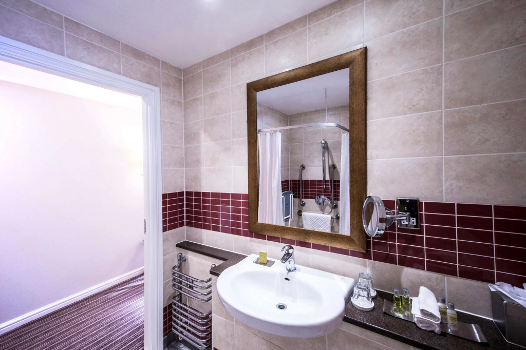 DoubleTree by Hilton Cheltenham-Cotswolds - Général