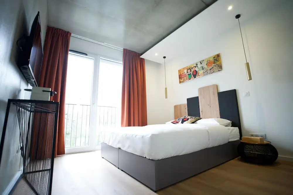 Standard Double room (full double bed)