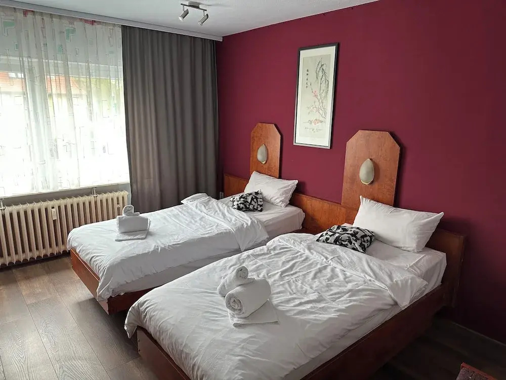 Economy Double room (twin beds)