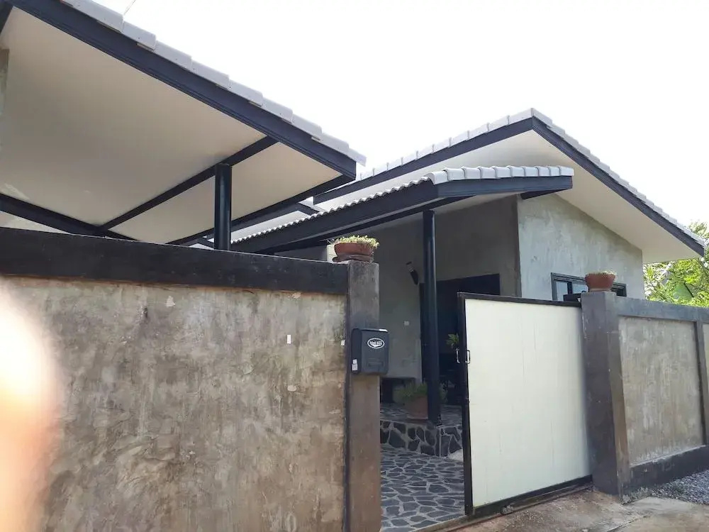 The Beach House Bungalows