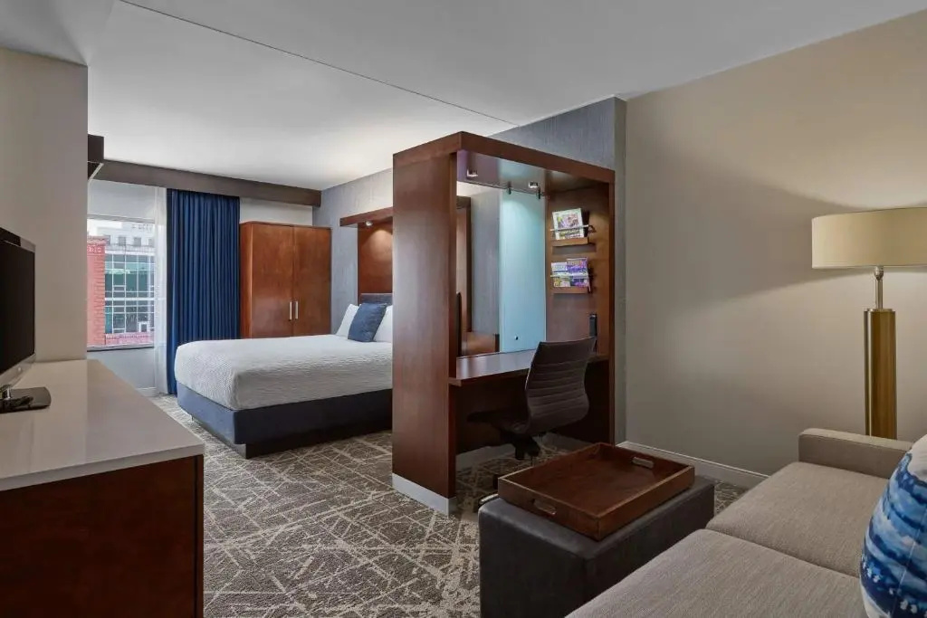 1 Bedroom Standard Double Suite (full double bed)