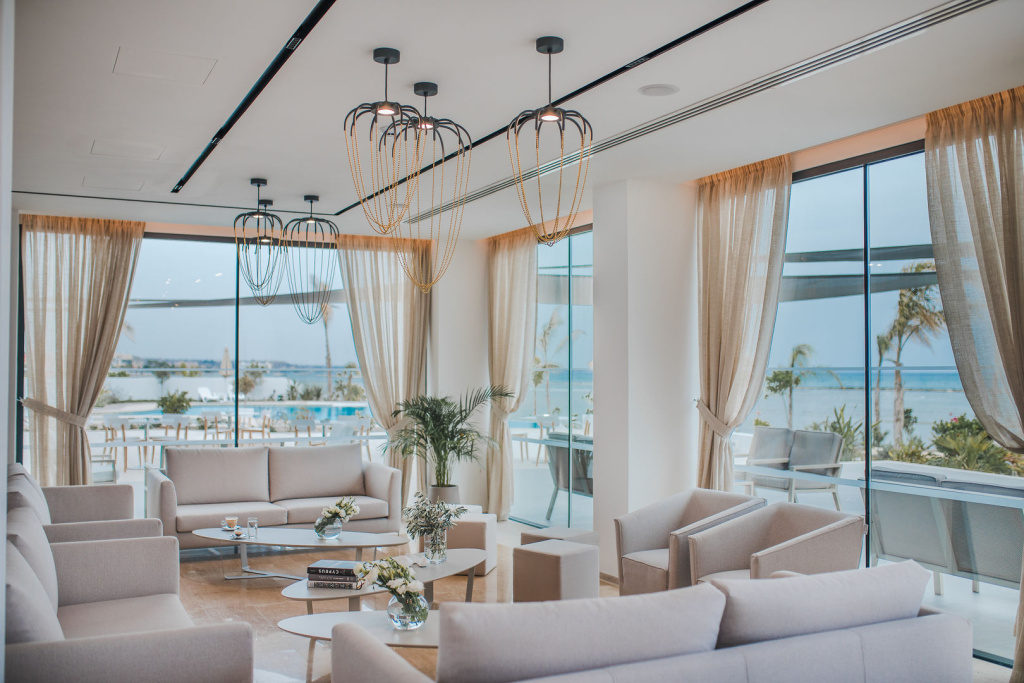 Lebay Beach Hotel — фото