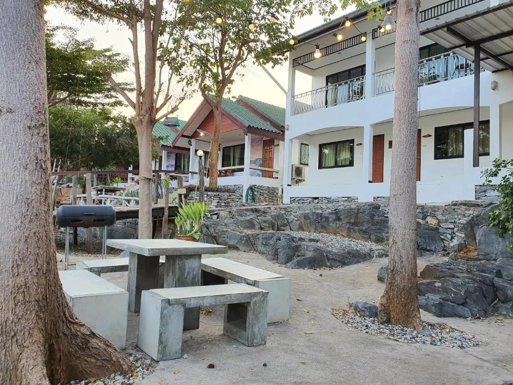 Benjaporn Bungalow - Chambres