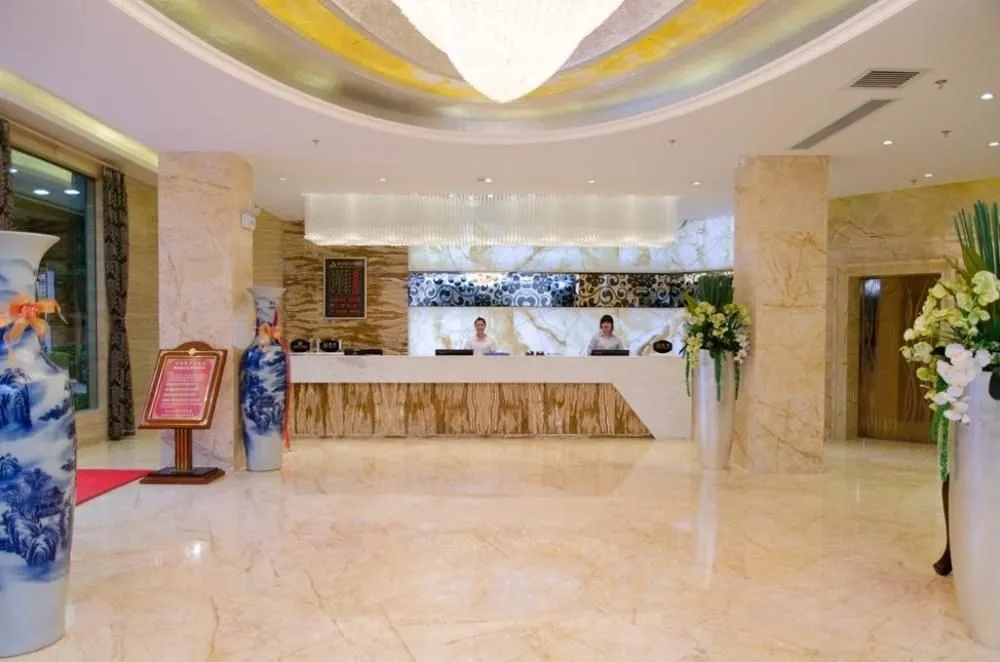 Lobby & Reception