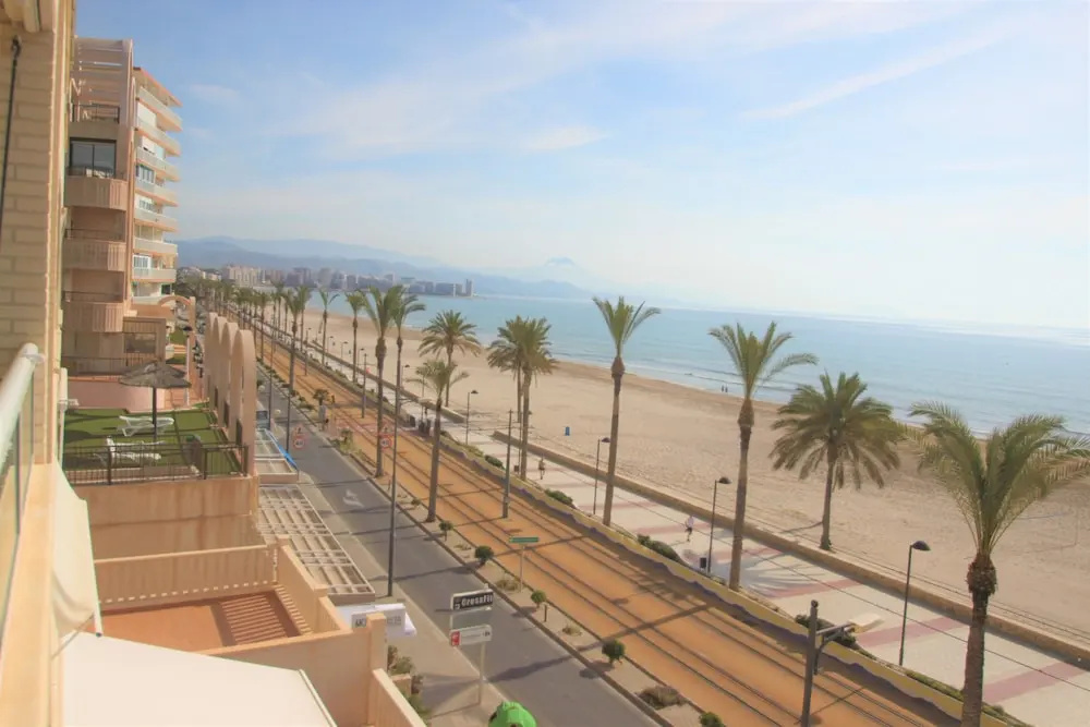 Beach & Waterfront
