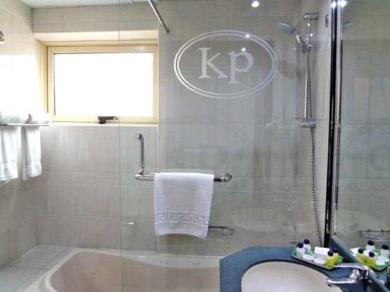 Kings Park Hotel