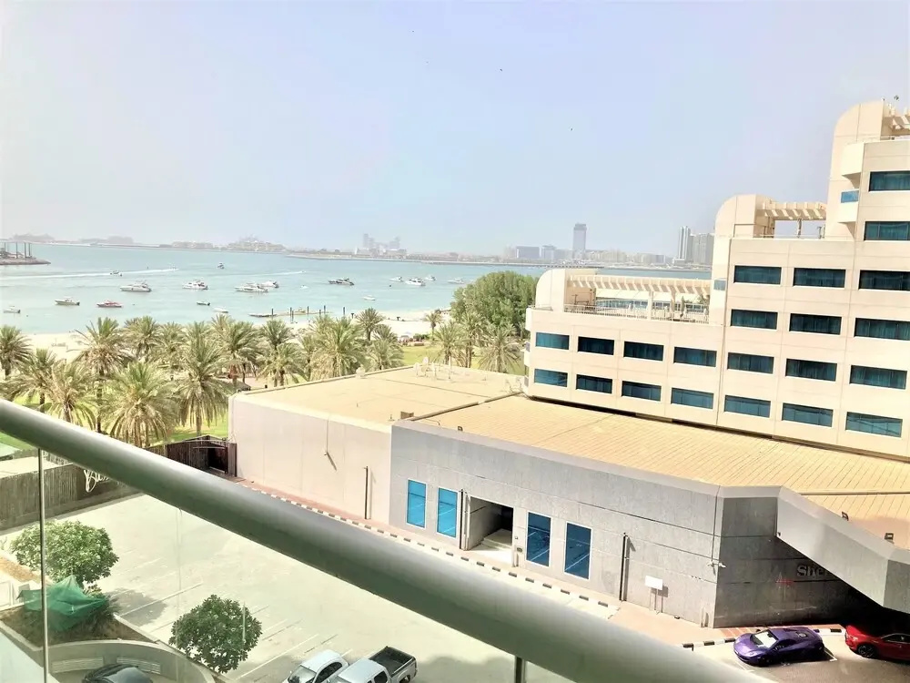 Luxurious Stay at the Walk JBR