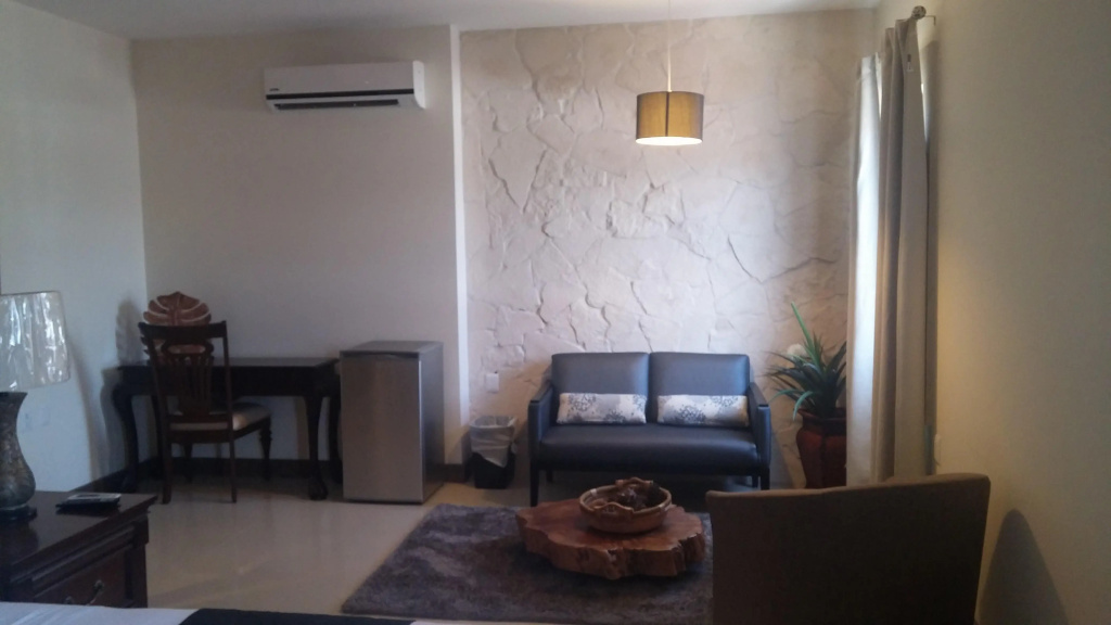 Lobby & Reception