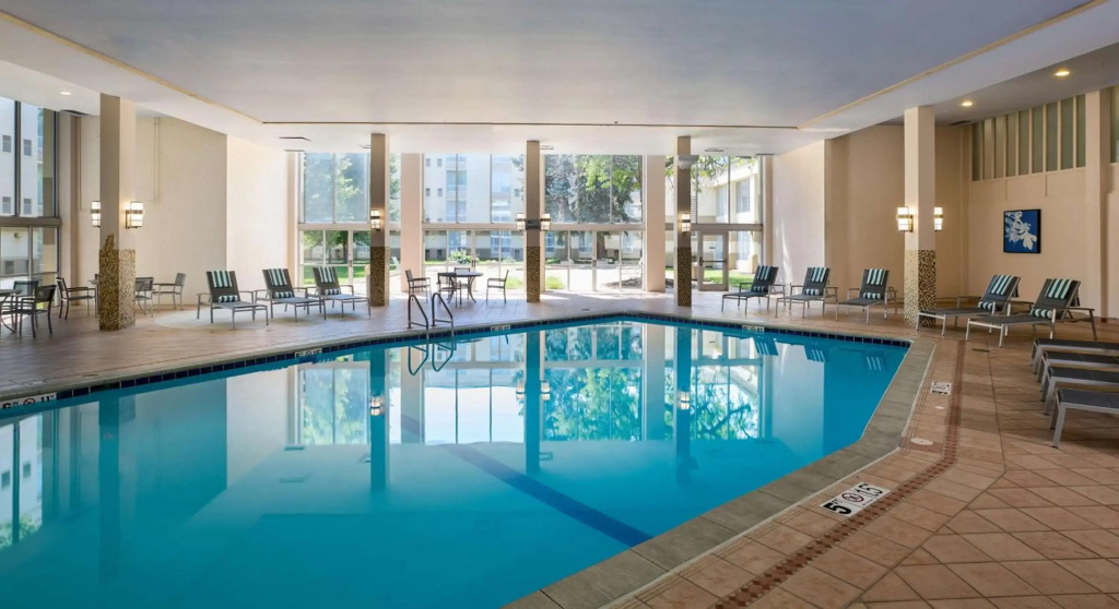 DoubleTree by Hilton Minneapolis Airport, MN - фото 17