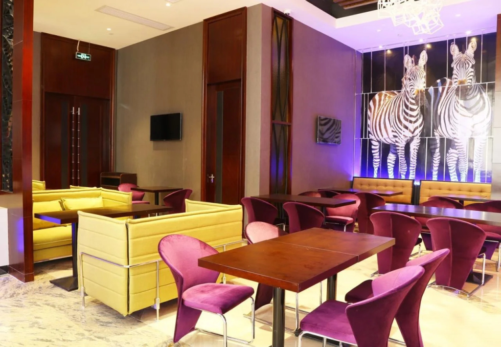 Hotel photo 12