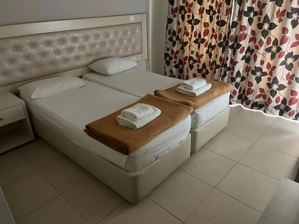 Economy room