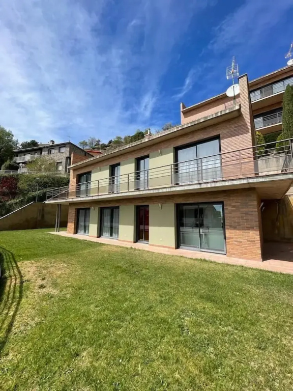 Casa para 8 personas en Berga - Alberga