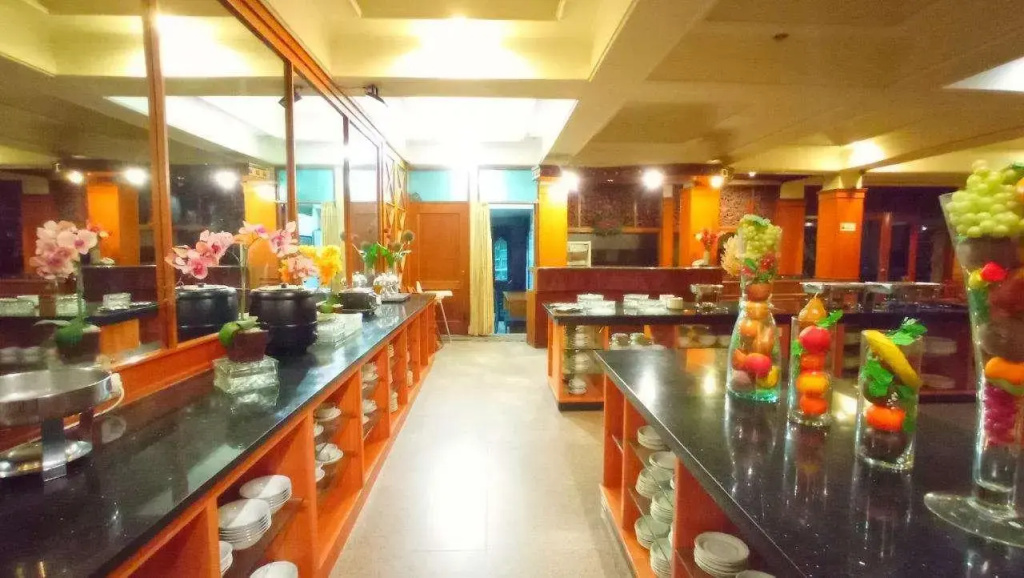 Hotel photo 12