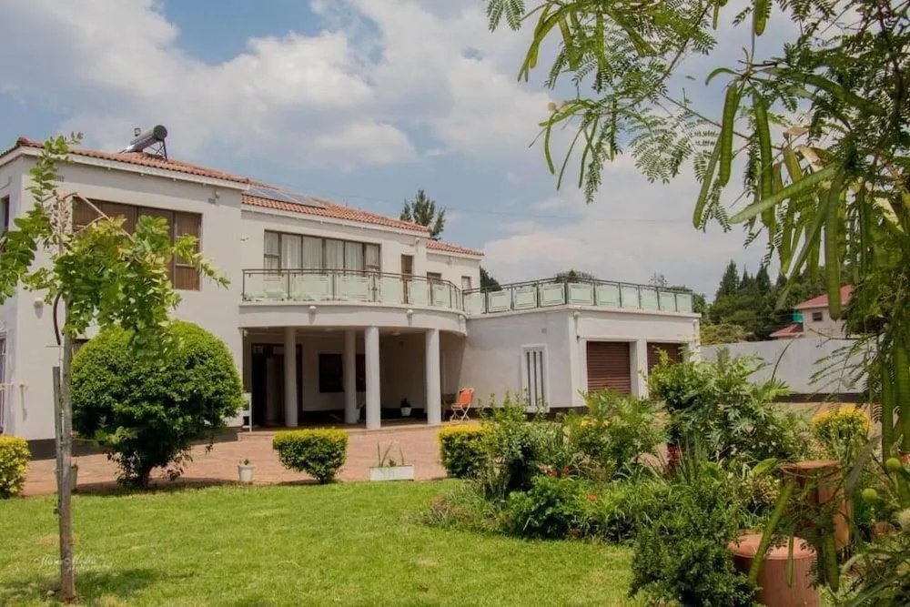 The Whitehouse Lodge