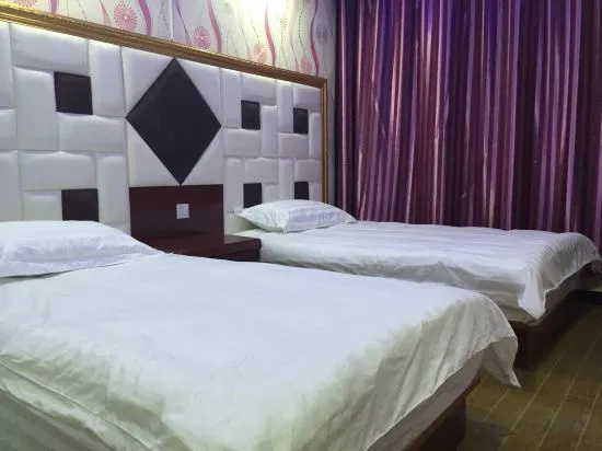 Jinshun Theme Hotel (Xi'an Bell Tower Huomashi Branch)