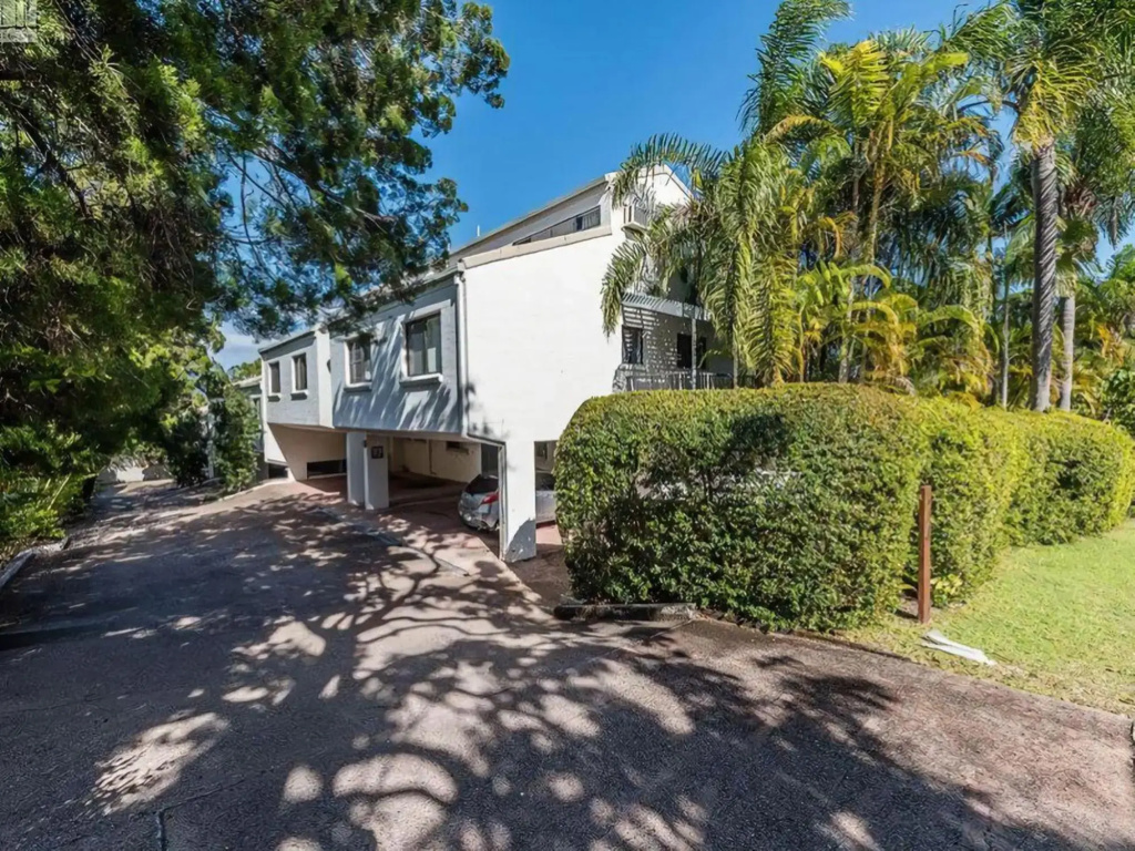 Unit 9 Viewcrest 3 Bedroom 24 Viewland Drive