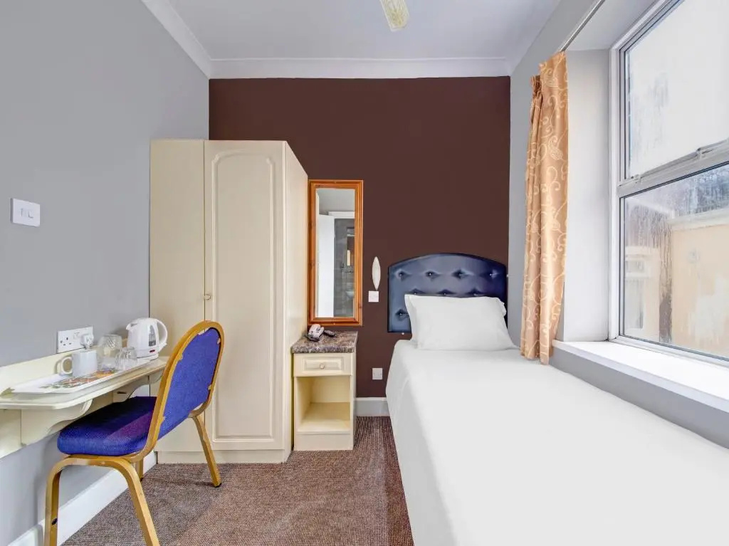 OYO Bostons Manor Hotel, Hanwell London - Chambres
