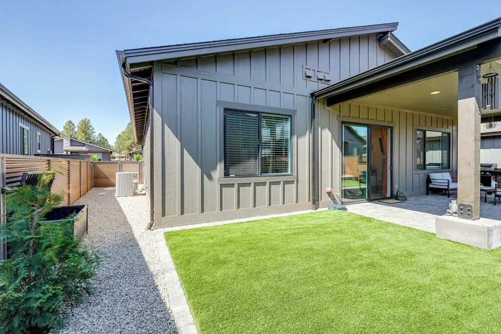 3 Mi to Dtwn Flagstaff: Family Retreat w/ Patio