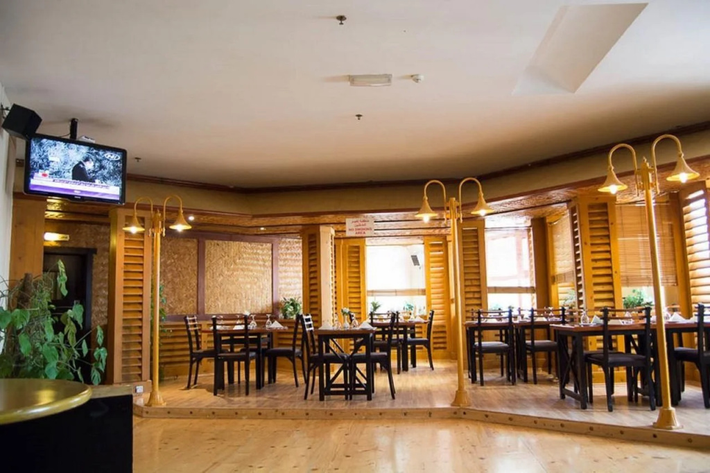 Lobby & Reception