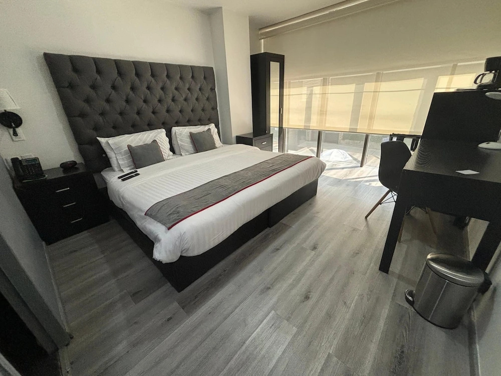 Hotel photo 8