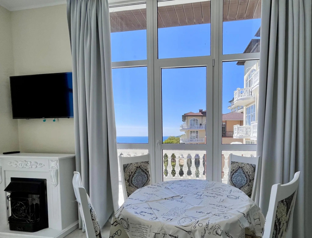 Balcony & Terrace