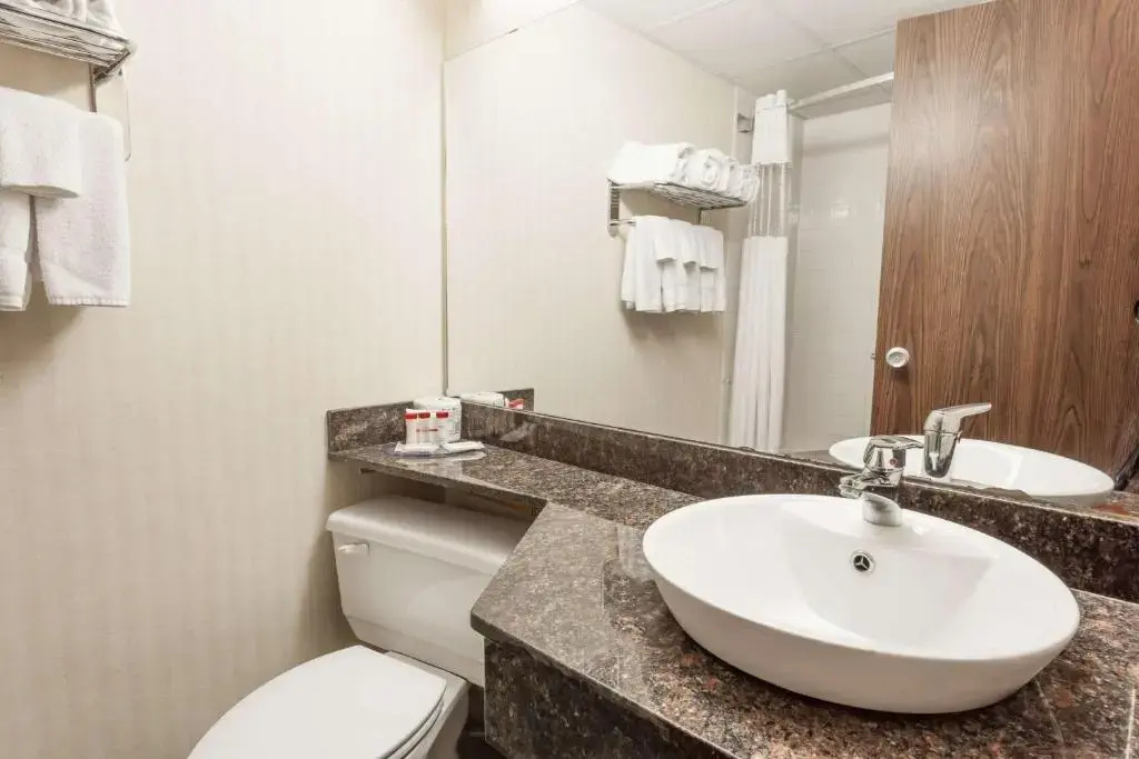 Ramada by Wyndham Fredericton - Chambres