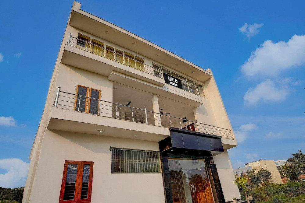 Hotel O Chhatrapati Shivaji Hospital