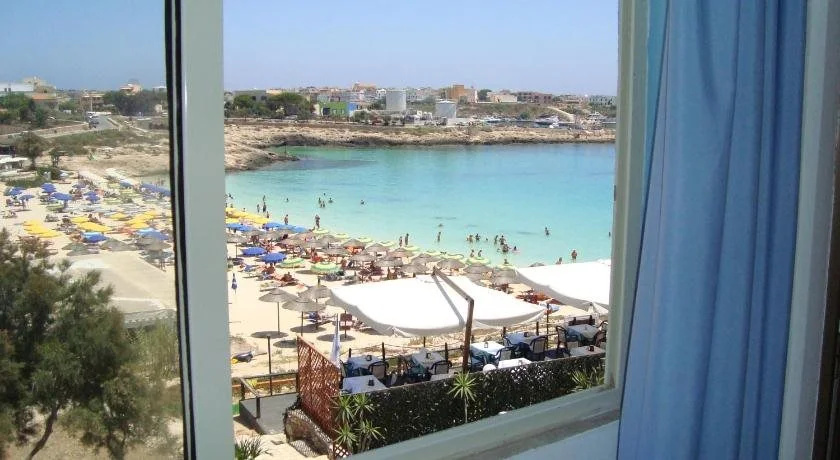 Beach & Waterfront