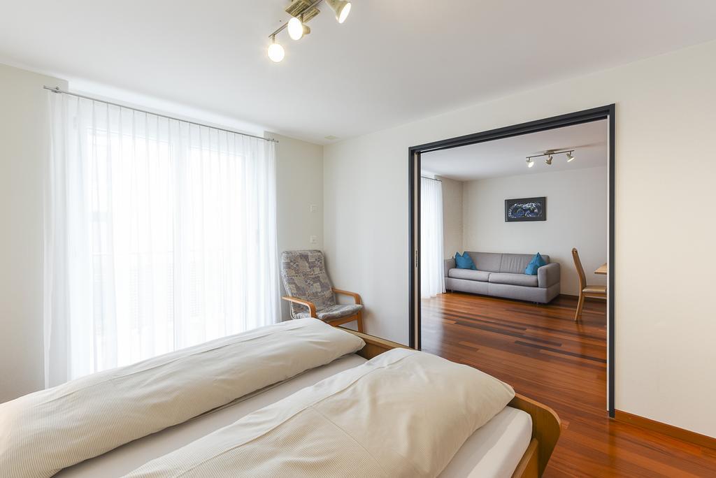 Restaurant & Hotel Weisses Rössli by null