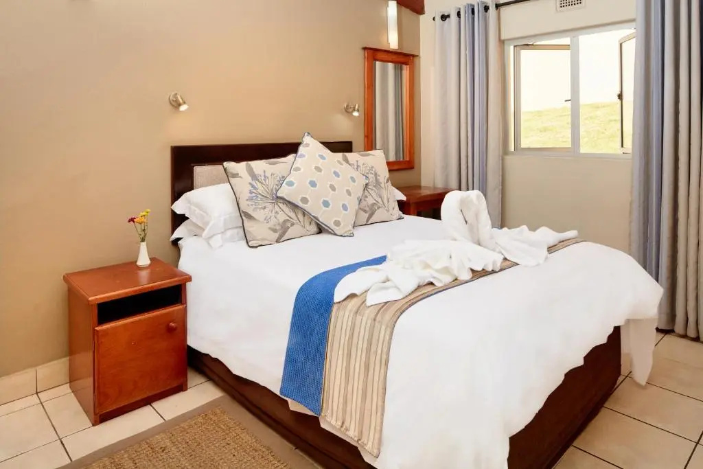 First Group Chaka Rock Chalets - Chambres