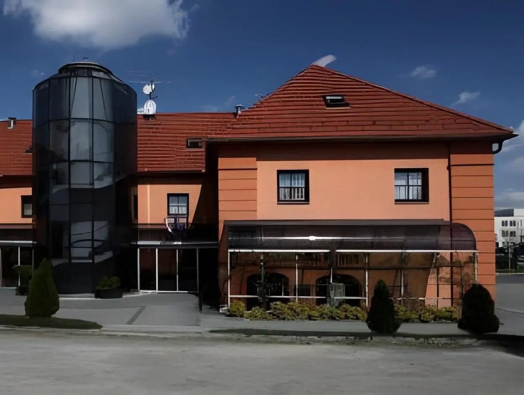 Zámecký hotel Zlatý Orel - Général