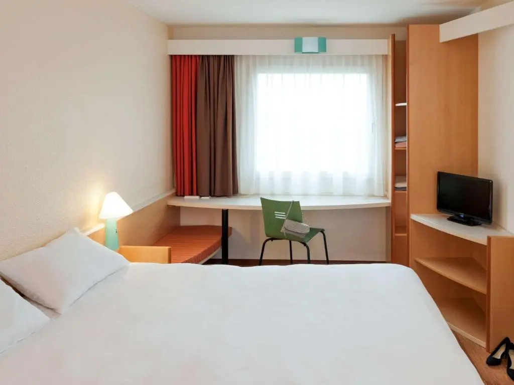 Ibis Gading Serpong - Chambres