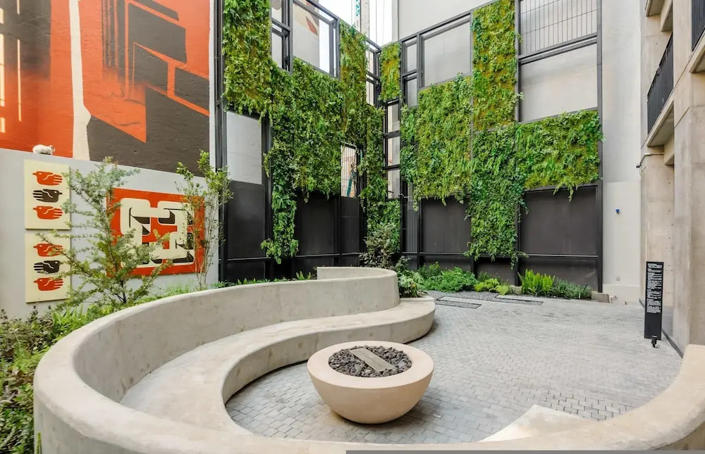 w Nest-style 1BR in Lively Tabacalera