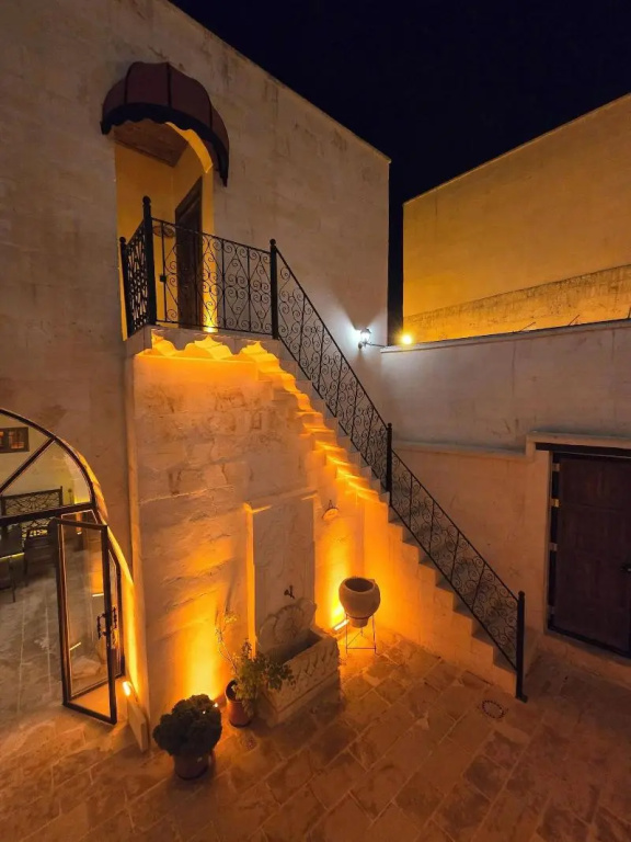 Abgar Otel — 3